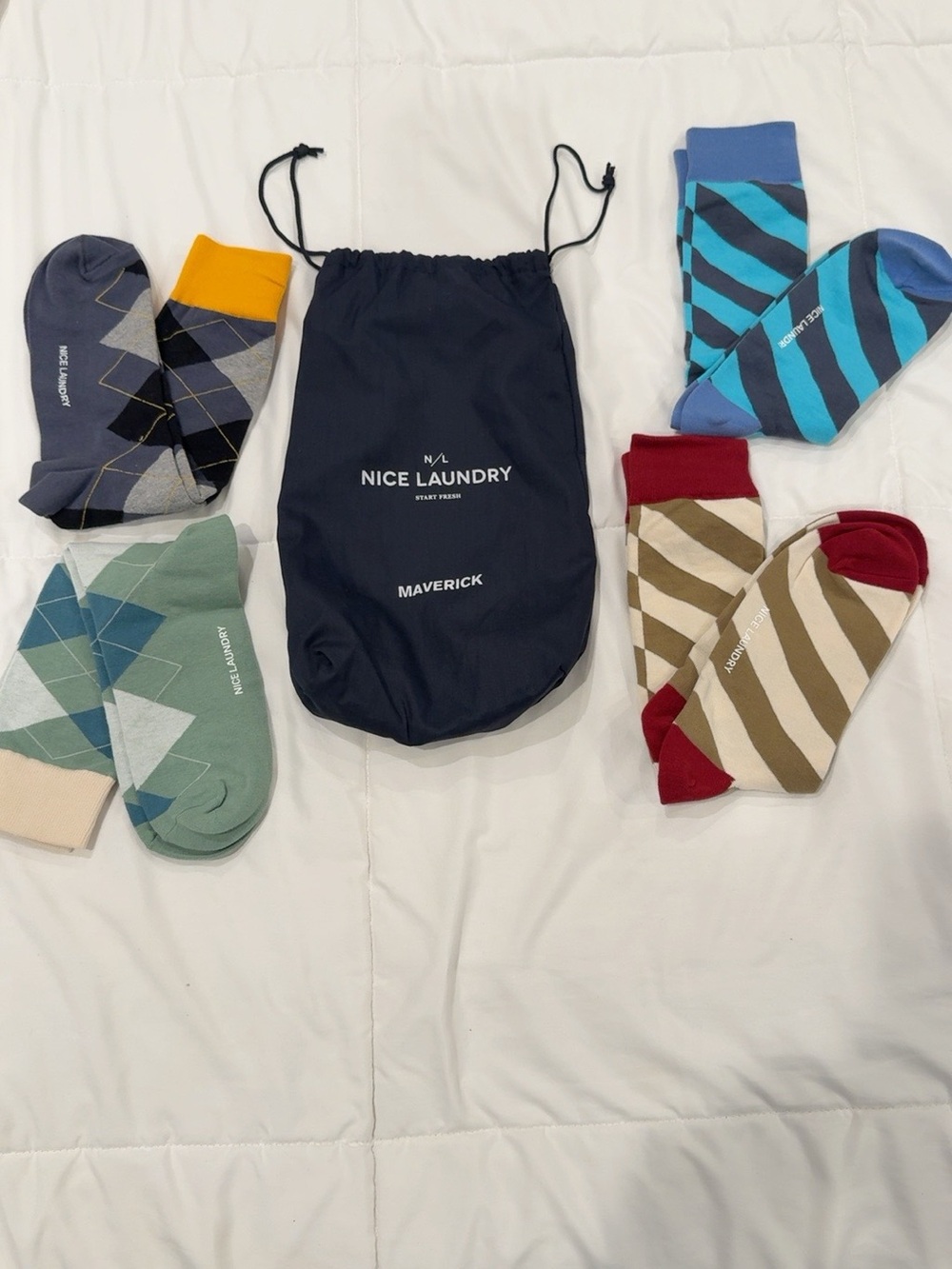 Nice Laundry Maverick Men’s Dress Socks 4 Pair Argyle Striped + Bag
